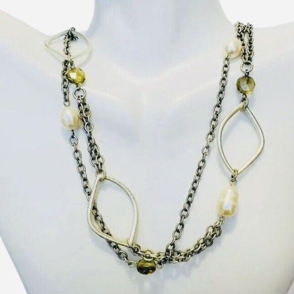 White Pearl Layered Station Necklace 18" Silver Tone Multi-Chain Station - Picture 3 of 10